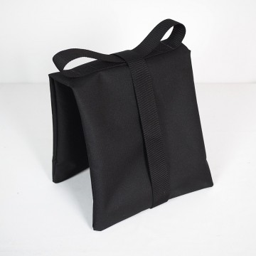 Saddle sand bag, 25 lb capacity