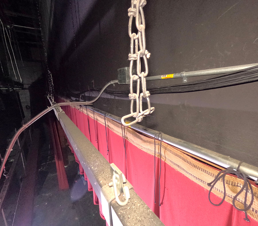 Bad Stage Rigging - Weldless chain